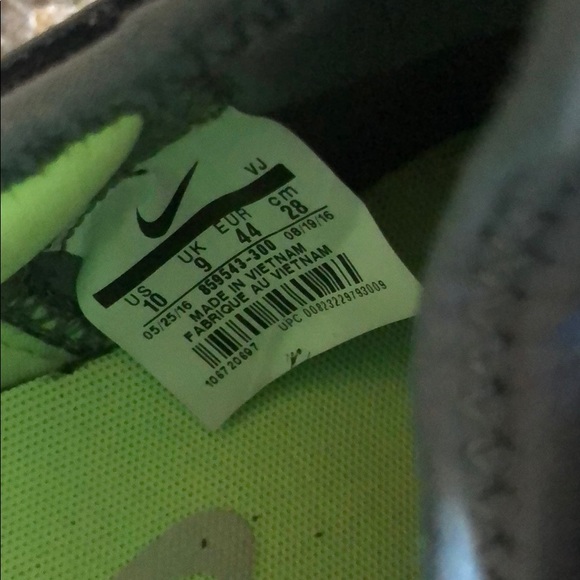 2 pairs of Nike Roshe SOLD already - Picture 10 of 10